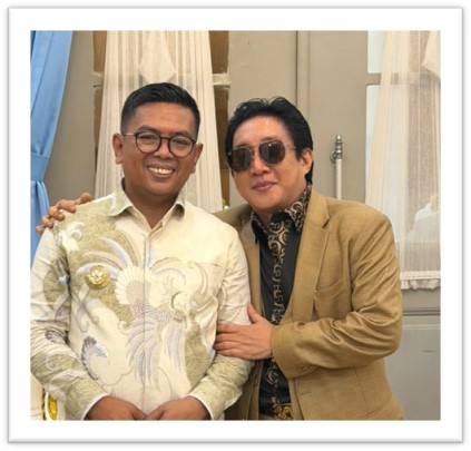 Mengejar Matahari Yang Tak Pernah Padam